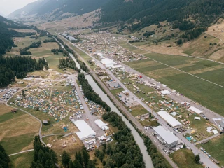 Effiziente Helferverwaltung für ein Grossevent der Pfadibewegung Schweiz Effiziente Helferverwaltung für ein Grossevent der...
